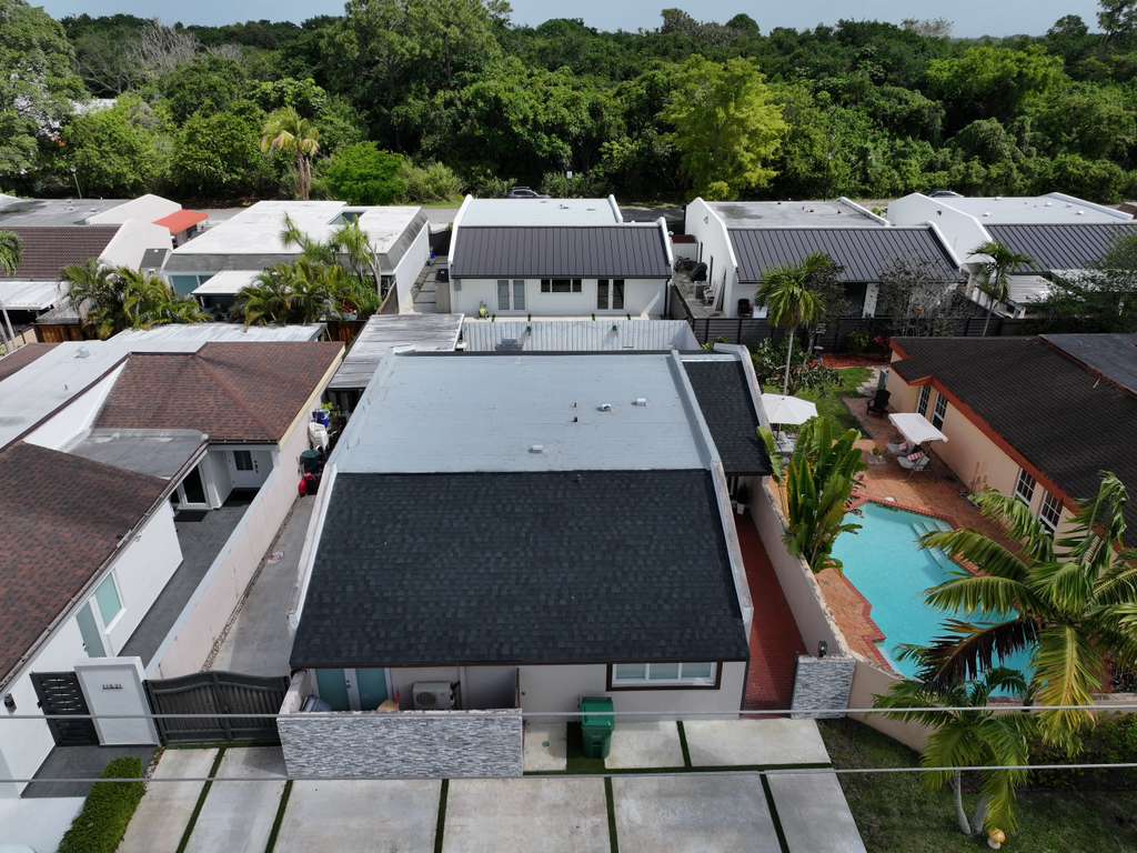Shingle Roof 11