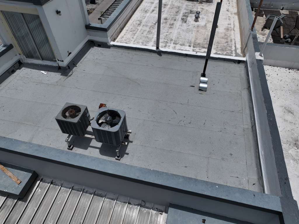 Featured image for post: Commercial Flat Roof