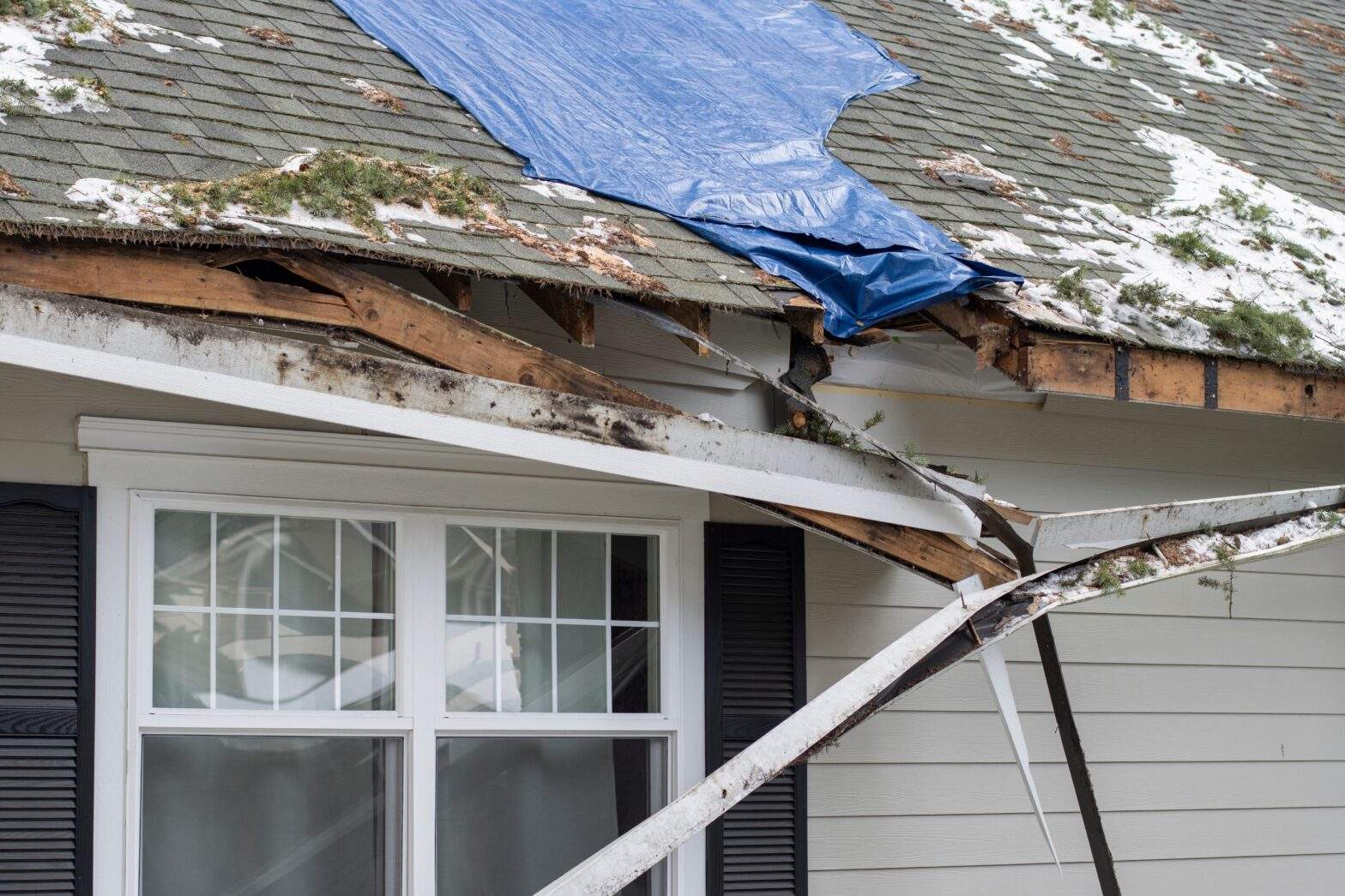Featured image for post: Commercial Roof Storm Damage: How to Protect Your Property and Minimize Repairs